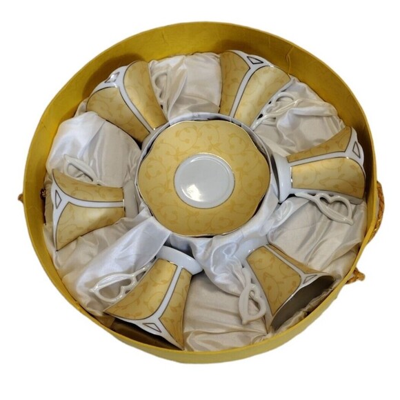 Set of 12 Demitasse Porcelain Cup and Saucer Expresso W/ Gift Box Gold Guilt - Picture 1 of 7